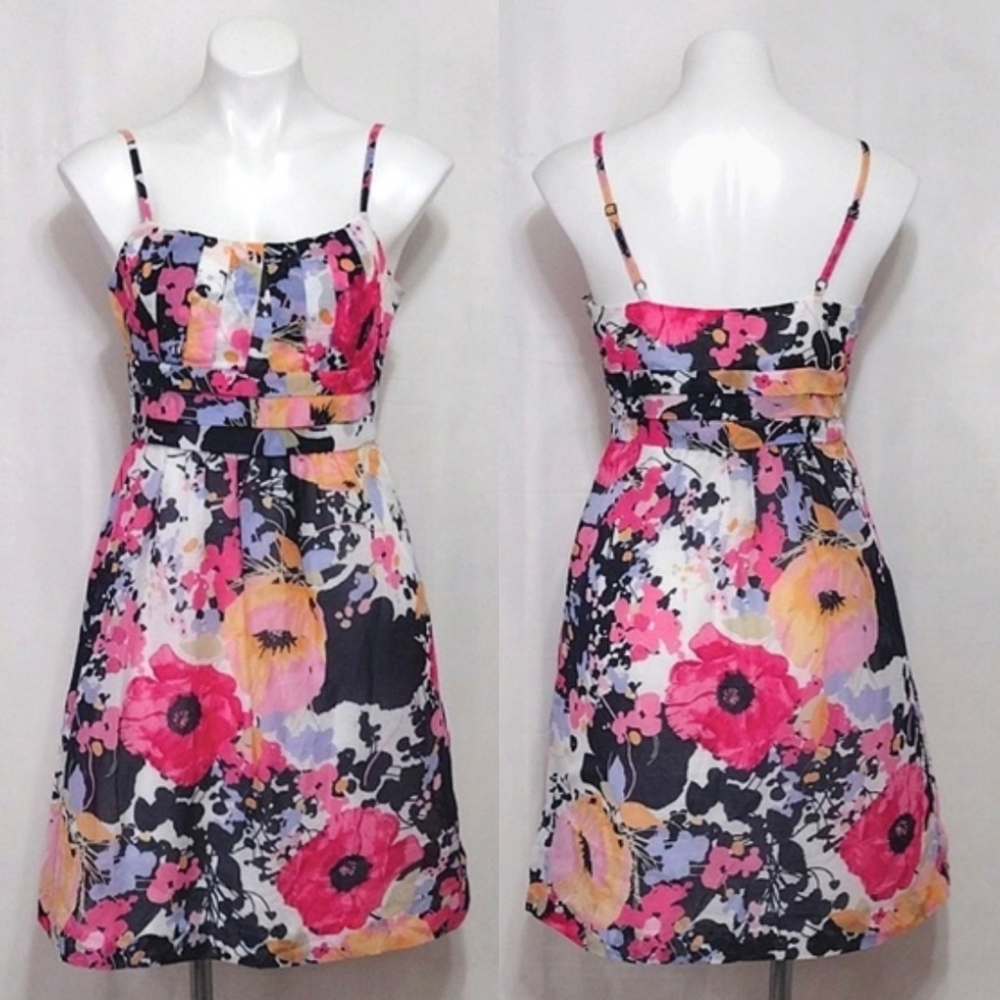 New York & Company Floral Pleated Summer Dress 6 Spaghetti Strap Feminine Chic
